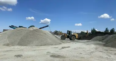 Коммерческое помещение 1 886 000 м² в Шопронкёвешд, Венгрия