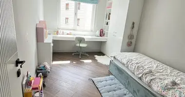 Квартира 4 комнаты в Коньяалты, Турция