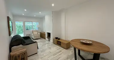 Apartamento 2 habitaciones en Dos Hermanas, Španjolska