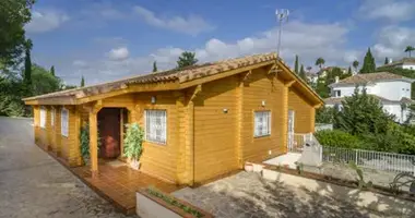 4 bedroom house in Ricmar, Spain