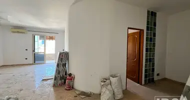 Apartamento 3 habitaciones en Tirana Municipality, Albania