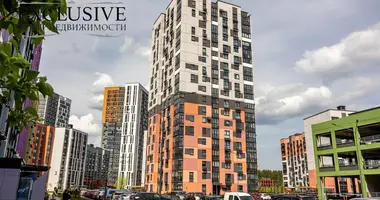 3 bedroom apartment in Kopishche, Belarus