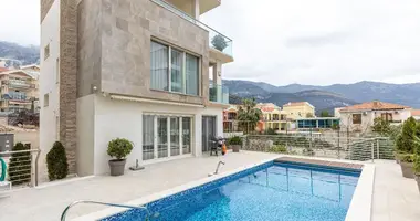 Villa 4 chambres dans Becici, Monténégro