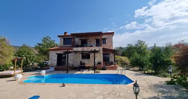 Mieszkanie 4 pokoi w Ayia Marina Chrysochous, Cypr