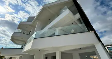 Ático Ático 3 habitaciones en Demos Agiou Athanasiou, Chipre