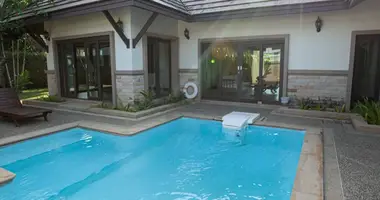 Villa 2 bedrooms in Pa Khlok, Thailand