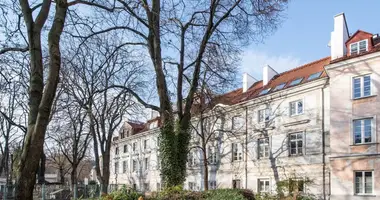 1 room apartment in Warsaw, Poland