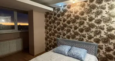 Apartamento 3 habitaciones en Maguilov, Belarús