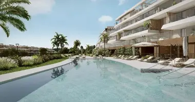 3 bedroom apartment in Estepona, Spain