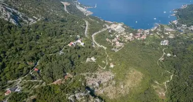Участок земли в Morinj, Черногория