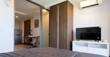 Кондо в Банг Саре, Таиланд