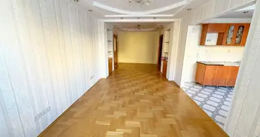Apartamento 3 habitaciones en Minsk, Belarús