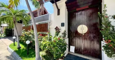 4 bedroom house in Pattaya City, Thailand