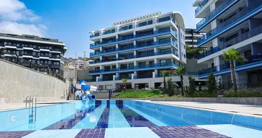 Wohnung 4 zimmer in Muratpasa, Türkei