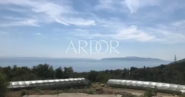 Terrain dans Poljane, Croatie