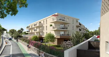 3 bedroom apartment in Toulon, France