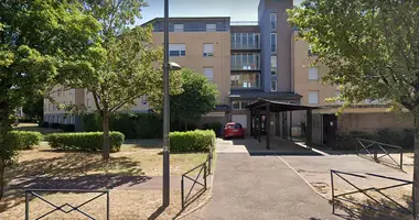 Appartement 1 chambre dans 6 Capitainerie de Port Cergy, France