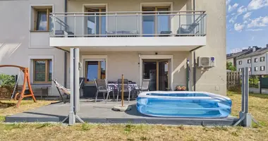 Wohnung 3 zimmer in Woiwodschaft Niederschlesien, Polen