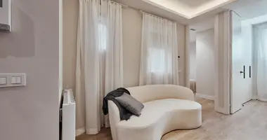 2 bedroom apartment in Madrid, Spain