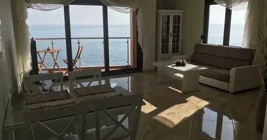 2 bedroom apartment in Dobra Voda, Montenegro