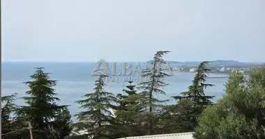 Duplex 4 rooms in Bashkia Vlore, Albania
