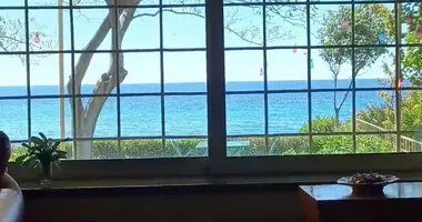 Cottage 4 bedrooms in Loutra, Greece