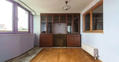 Wohnung 4 zimmer in Warschau, Polen
