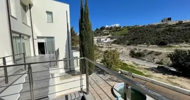 Apartamento 4 habitaciones en Palodeia, Chipre