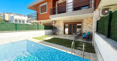 Casa 4 habitaciones en Kusadasi, Turquía