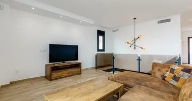 4 bedroom house in Torrevieja, Spain