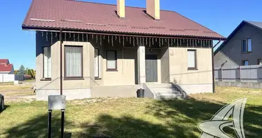 Casa en Kliejniki, Belarús