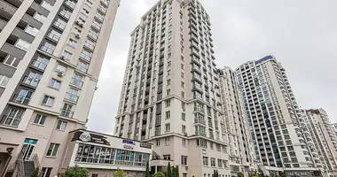 Wohnung 3 zimmer in Minsk, Belarus