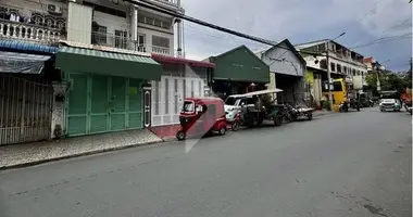 Dom 6 pokojów w Sangkat Tuol Svay Prey Ti Muoy, Kambodża