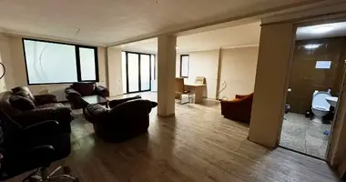 Office space for sale in Tbilisi, Saburtalo w Tbilisi, Gruzja