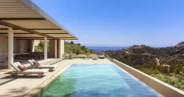 5 bedroom house in Spain