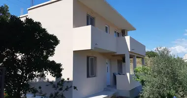 Casa 4 habitaciones en Radovici, Montenegro
