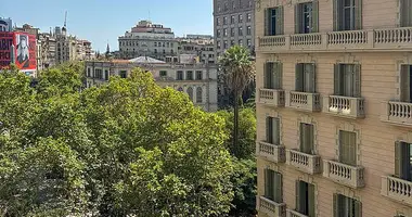Apartamento 4 habitaciones en Barcelona, Španjolska