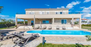Maison 4 chambres dans Opcina Dezanovac, Croatie