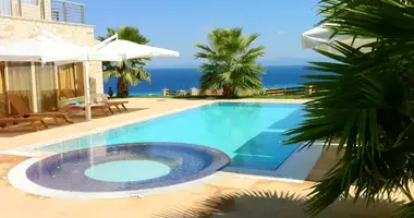 Villa 4 bedrooms in Chaniotis, Greece