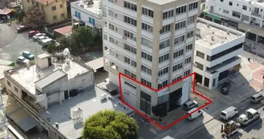 Tienda 243 m² en Spilia, Chipre