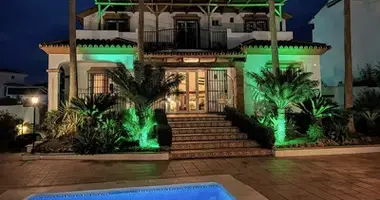 4 bedroom house in Malaga, Spain