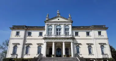 Villa 20 habitaciones en Conegliano, Italia