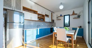 Квартира 4 комнаты в Donja Lastva, Черногория