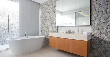 Wohnung 3 Schlafzimmer in Si Sunthon, Thailand