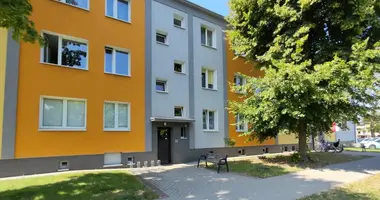 Appartement 3 chambres dans Turek, Pologne