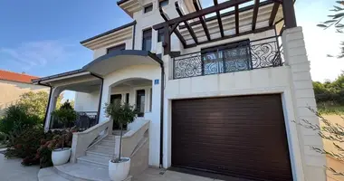 Haus 3 Schlafzimmer in Radovici, Montenegro