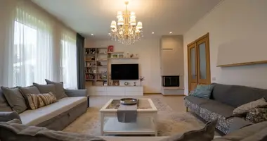 Casa 6 habitaciones en Riga, Letonia