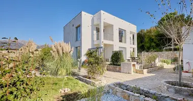3 bedroom house in Zagora, Montenegro