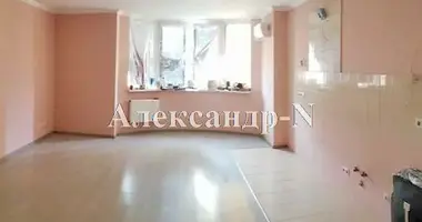2 room apartment in Odesa, Ukraine