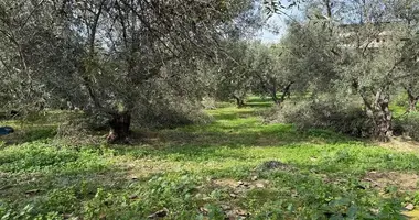 Grundstück in Stalos, Griechenland